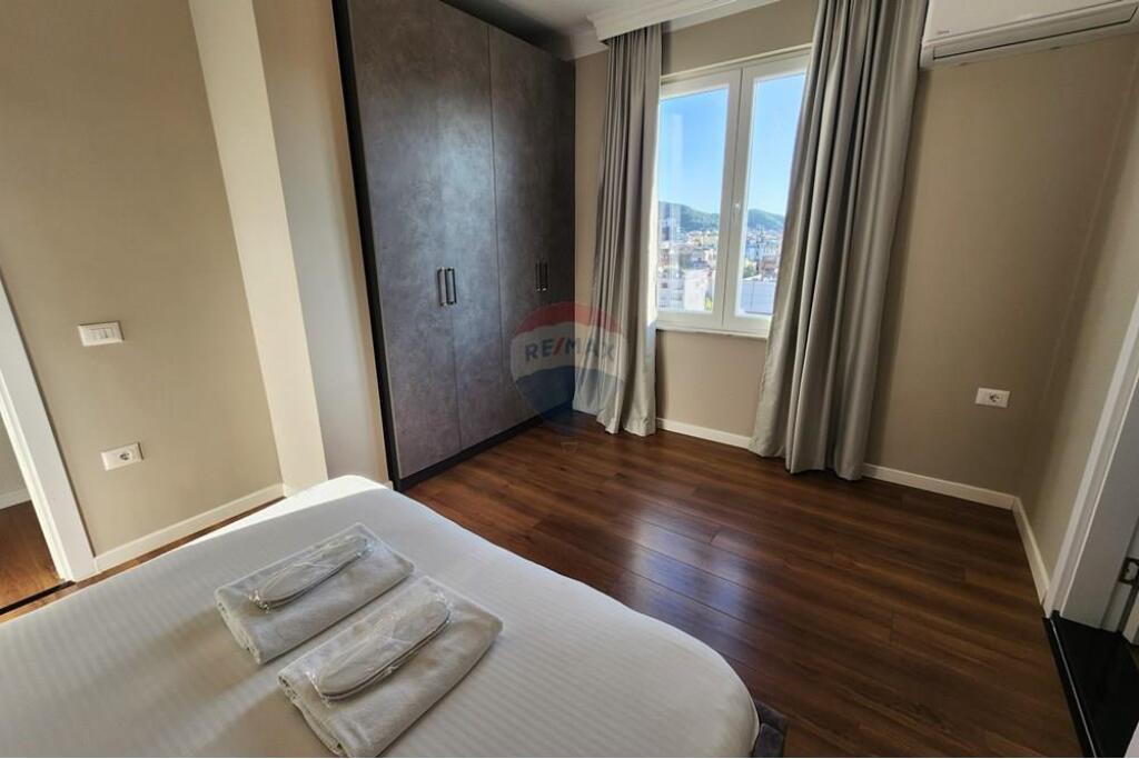 Shitet apartament 2+1 tek Stadiumi Dinamo!