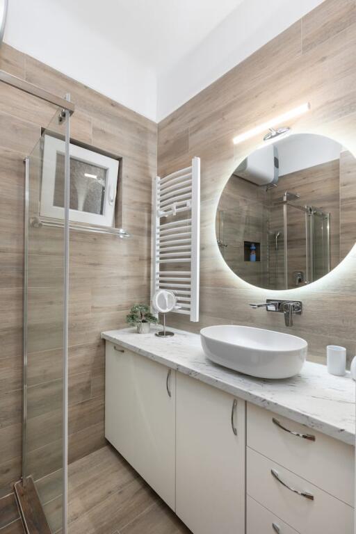Apartament Me Qera 1+1+kuzhine ne vete Tek Medreseja (ID B211328) Tirane