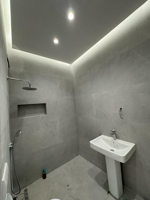 Apartament 2+1 per qira Residenca Henke