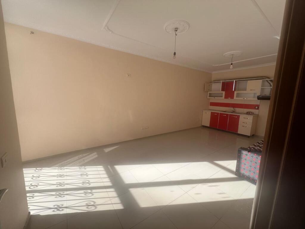 For sale 2+1+2, Eja Studio, Astir