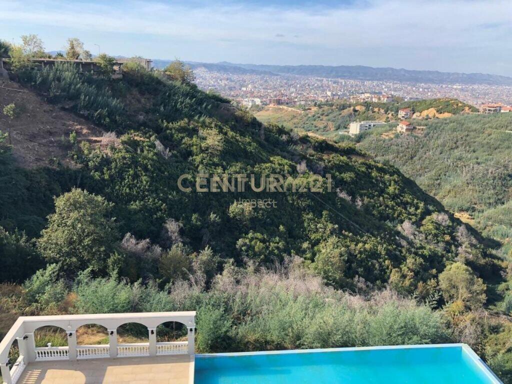 RESORT IN VENDITA NELLA ZONA DI DAJTI! 5.500.000 €