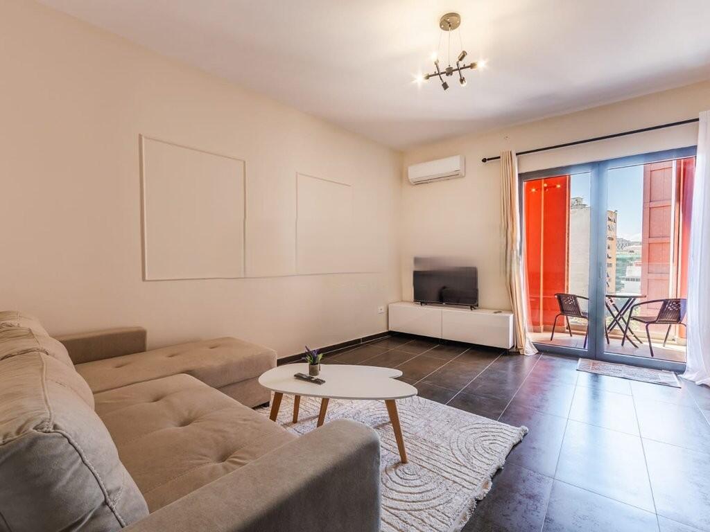 RRUGA E KAVAJES, APARTAMENT 1+1 PER QIRA 1,000 € /Muaj