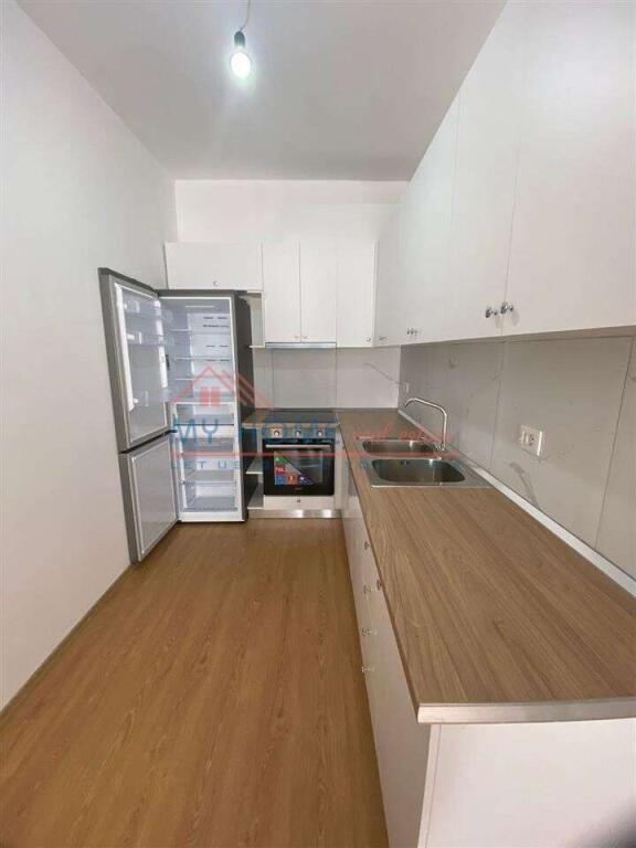 Apartament 2+1 per qira afer QSUT ne Tirane
