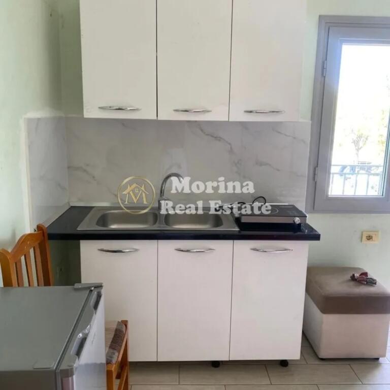 Affitto, Ingresso privato 1+1, Via Myslym Keta, 300 euro/mese