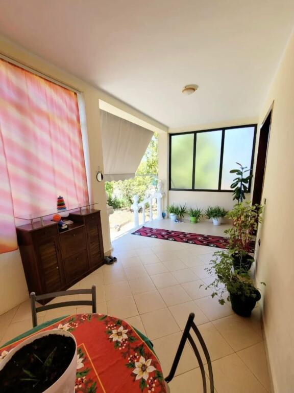 ✨🏡 Casa privata in vendita in una zona tranquilla, allo stesso tempo con accesso alle migliori zone di Kavaje🌿