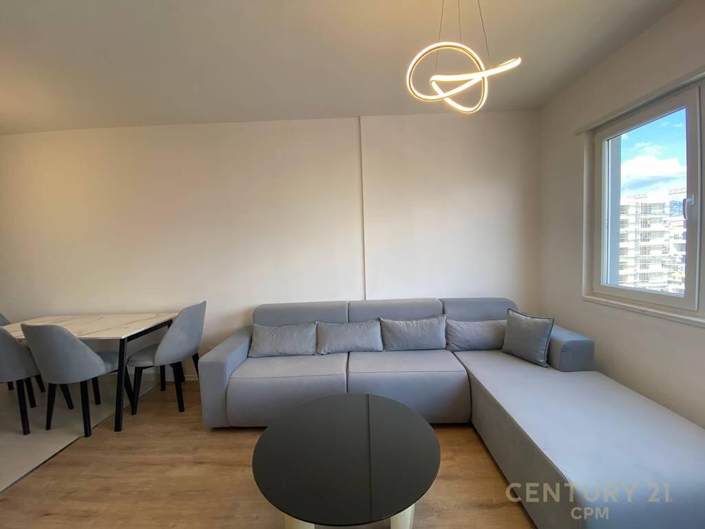 TEK UNIVERS CITY JAPIM ME QIRA APARTAMENT 2+1+2+ DEPO + PARKIM