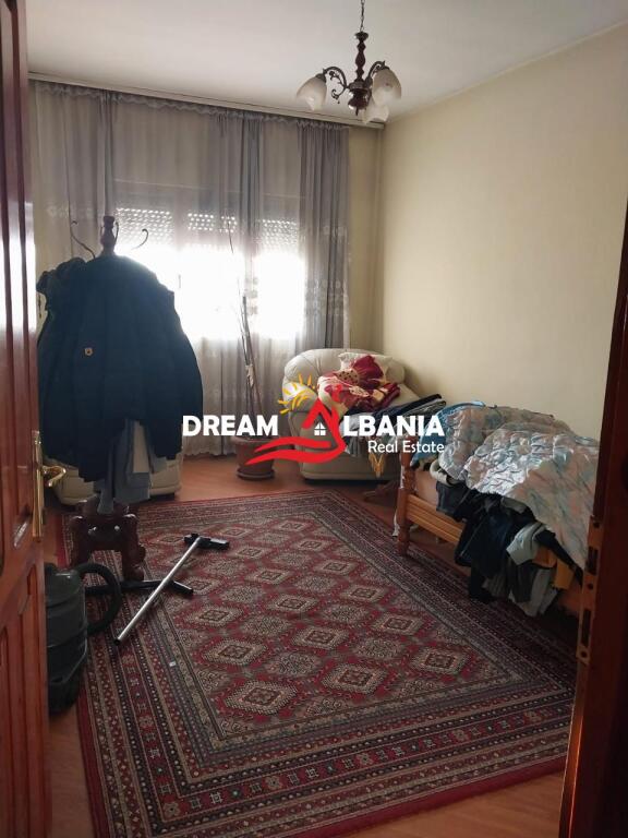 Appartamento 2+1 con cucina separata (piano villa) in affitto vicino al “Complesso ASL”, Porcelan (ID 4241080)