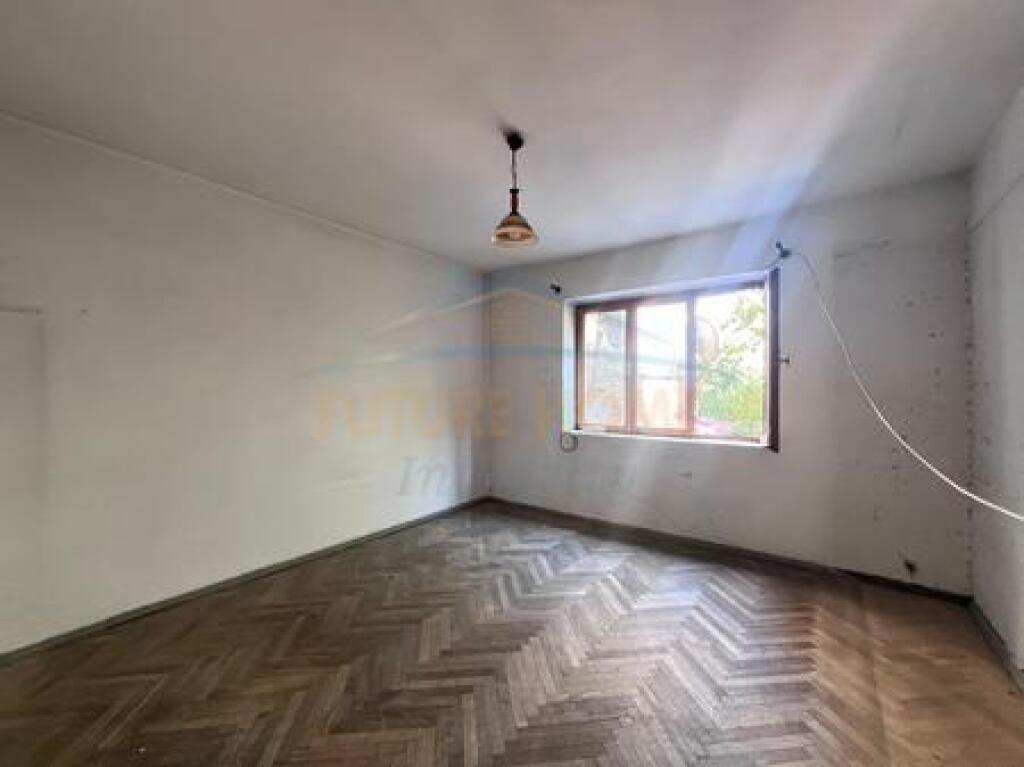 In vendita, Appartamento 2+1, Ali Demi, Tirana.