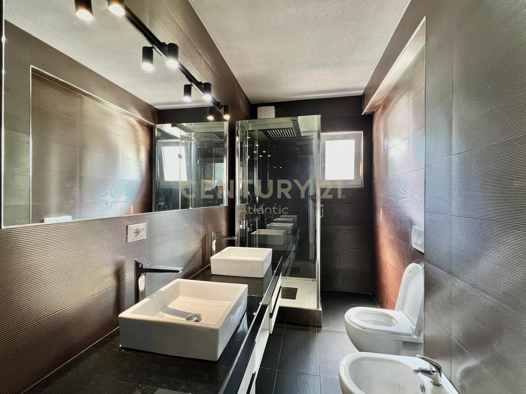 APARTAMENT LUXURY PER QERA NE PLAZH ILIRIA DURRES , 200M2 ! 1,000 € /Muaj
