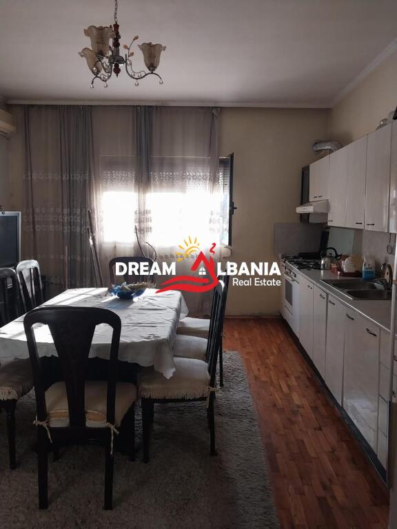 Appartamento 2+1 con cucina separata (piano villa) in affitto vicino al “Complesso ASL”, Porcelan (ID 4241080)