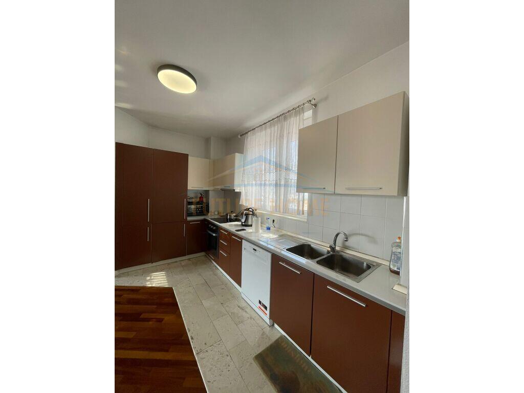 Qera, Duplex (3+1+3)+ Verandë, Rezidenca Kodra E Diellit 1, Tiranë