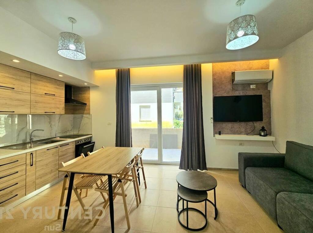 APARTAMENT 2+1 PER QIRA NE ZONEN E KOPSHTIT BOTANIK