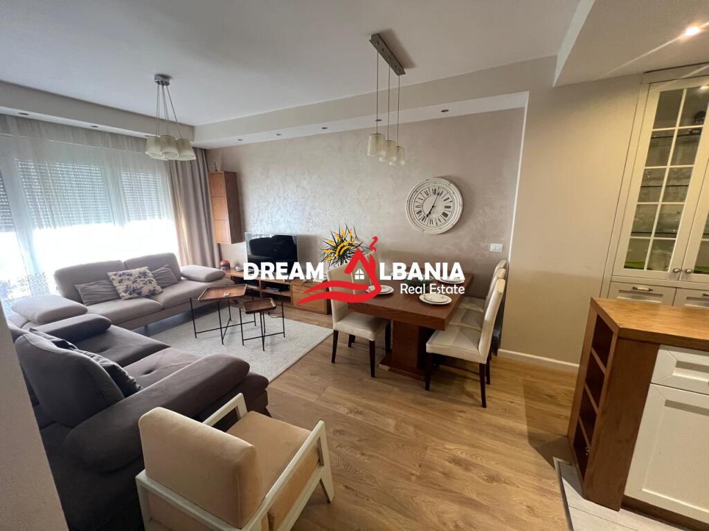 Jepet me Qera Apartament 3+1 te Kodra e Diellit 1 (ID 4231469)