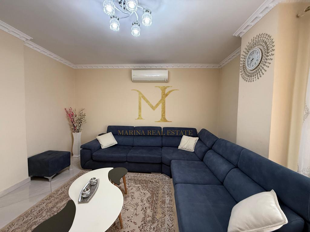 APPARTAMENTO 2+1 IN AFFITTO, VICINO AL CENTRO DI DURRËS !!
