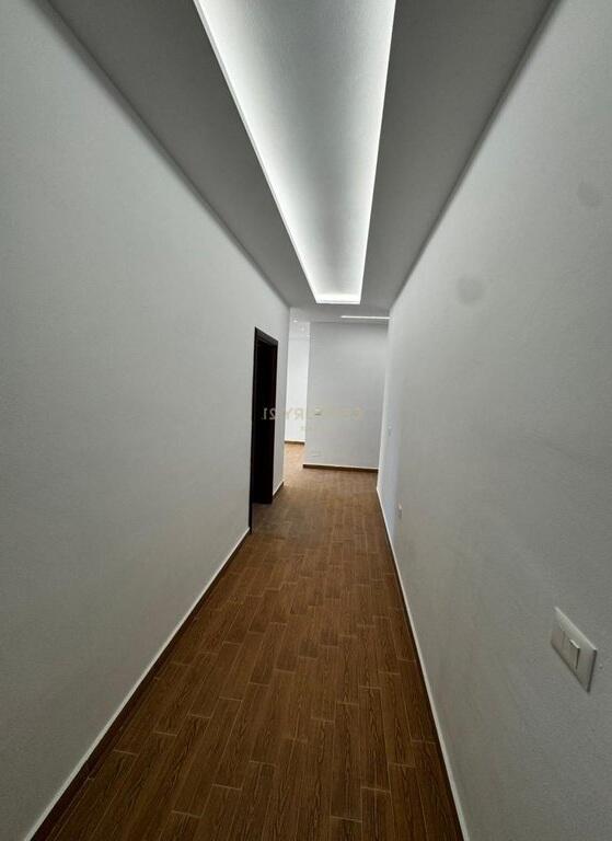 APARTMENT 2+1 FOR SALE IN VLORE - LUNGO MARE (BEHIND BAR HANNOVER) !!!