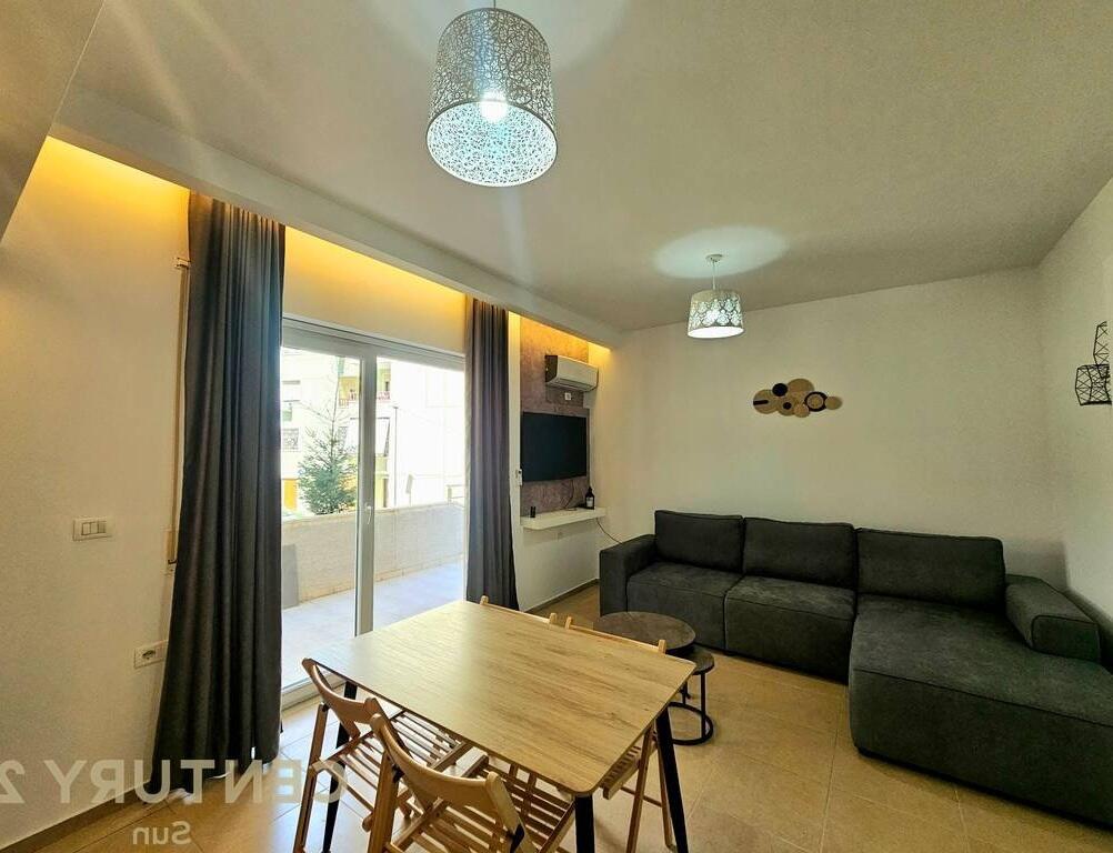 APARTAMENT 2+1 PER QIRA NE ZONEN E KOPSHTIT BOTANIK