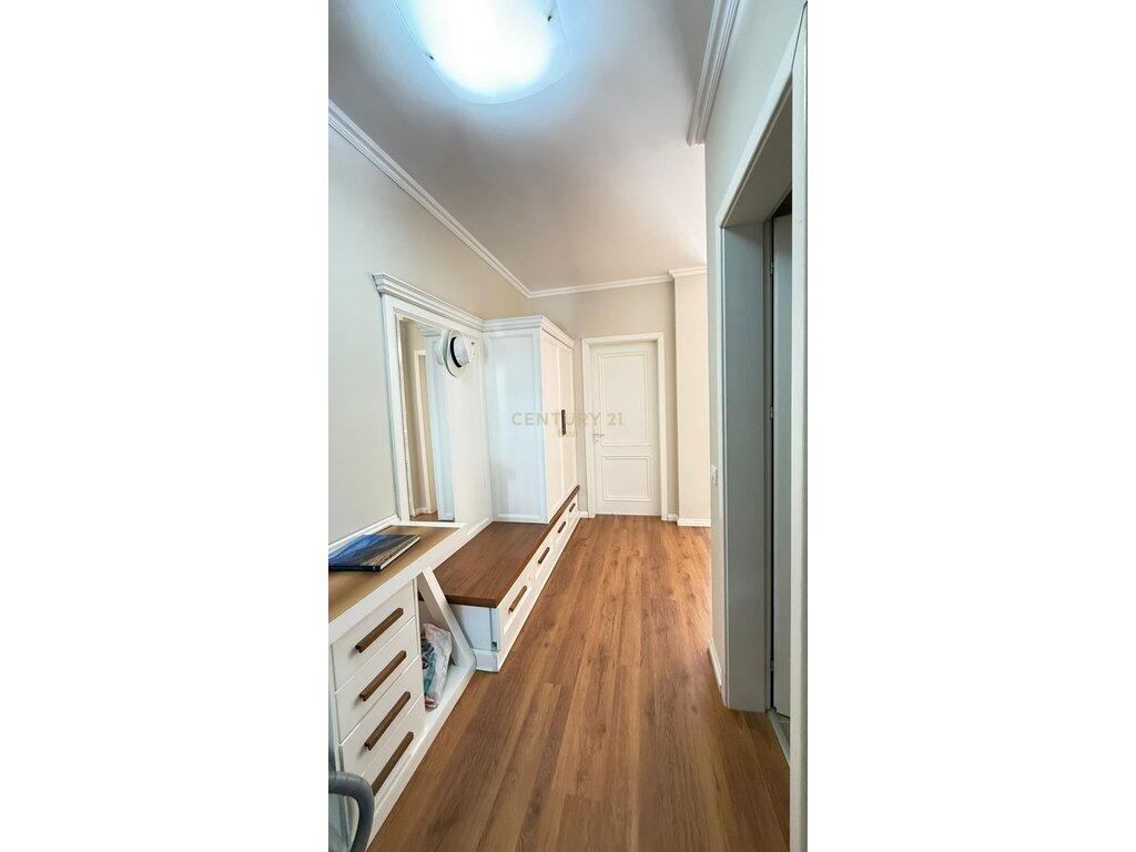 AFFITTASI APPARTAMENTO 1+1, VICINO ALLA SCUOLA GJERGJ KASTRIOTI !