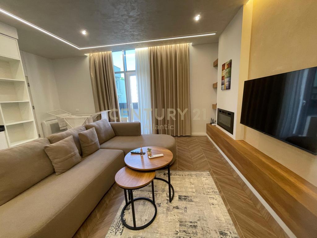 IN VENDITA APPARTAMENTO 2+1+36M2 VERANDA AL 27 -PIANO,VOLLGA DURRES !! 260,000 €