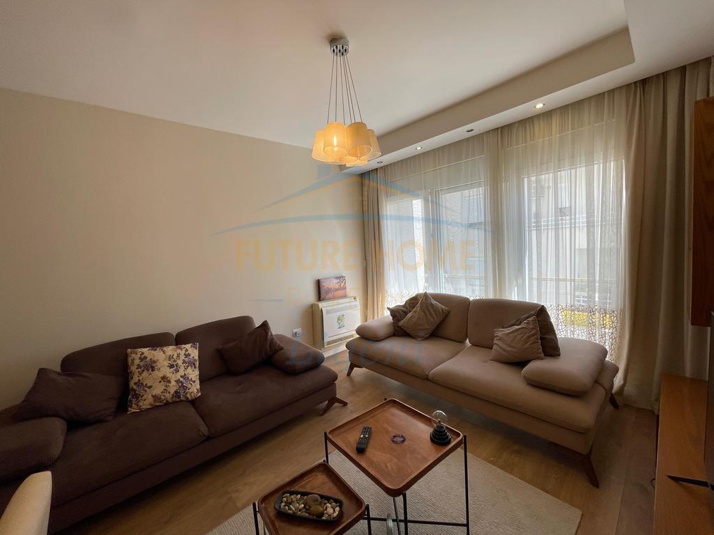 Affitto, Appartamento 3+1+Posto Auto, Residenza Kodra e Diellit 1, Tirana.
