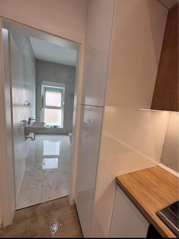 Jepet me qira apartament 1+1 Ali Dem