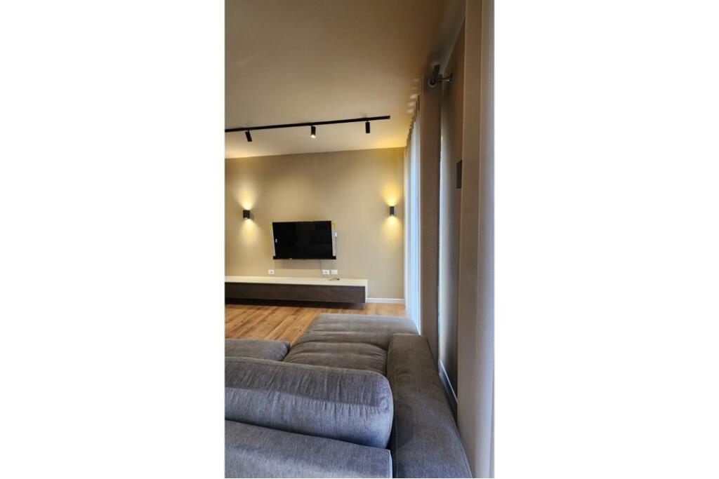 APARTAMENT 2+1+P ME QIRA TE KOMPLEKSI DELIJORGJI!