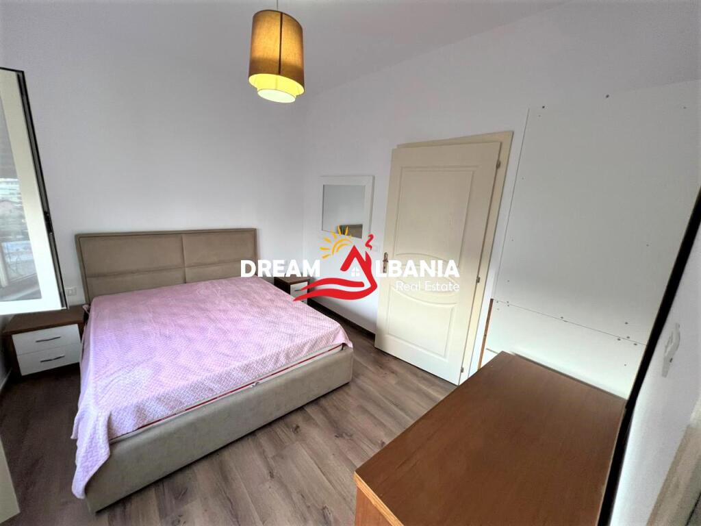 Apartament 2+1 me qera tek Kopshti Botanik ne afersi te Green Market ne Tirane (ID 42214327)