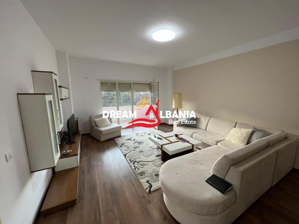 Apartament 2+1 me qera tek Kopshti Botanik ne afersi te Green Market ne Tirane (ID 42214327)