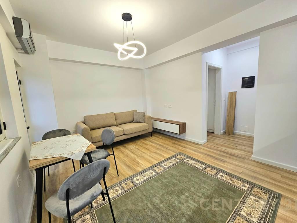 APARTAMENT 1+1 PER QIRA PRANE 21 DHJETORIT.