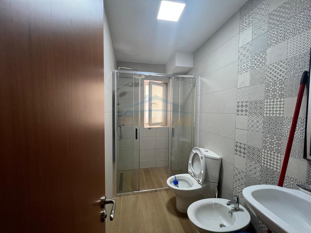 Qera, Apartament 3+1, Bukevardi Zogu i Pare, Tiranë.
