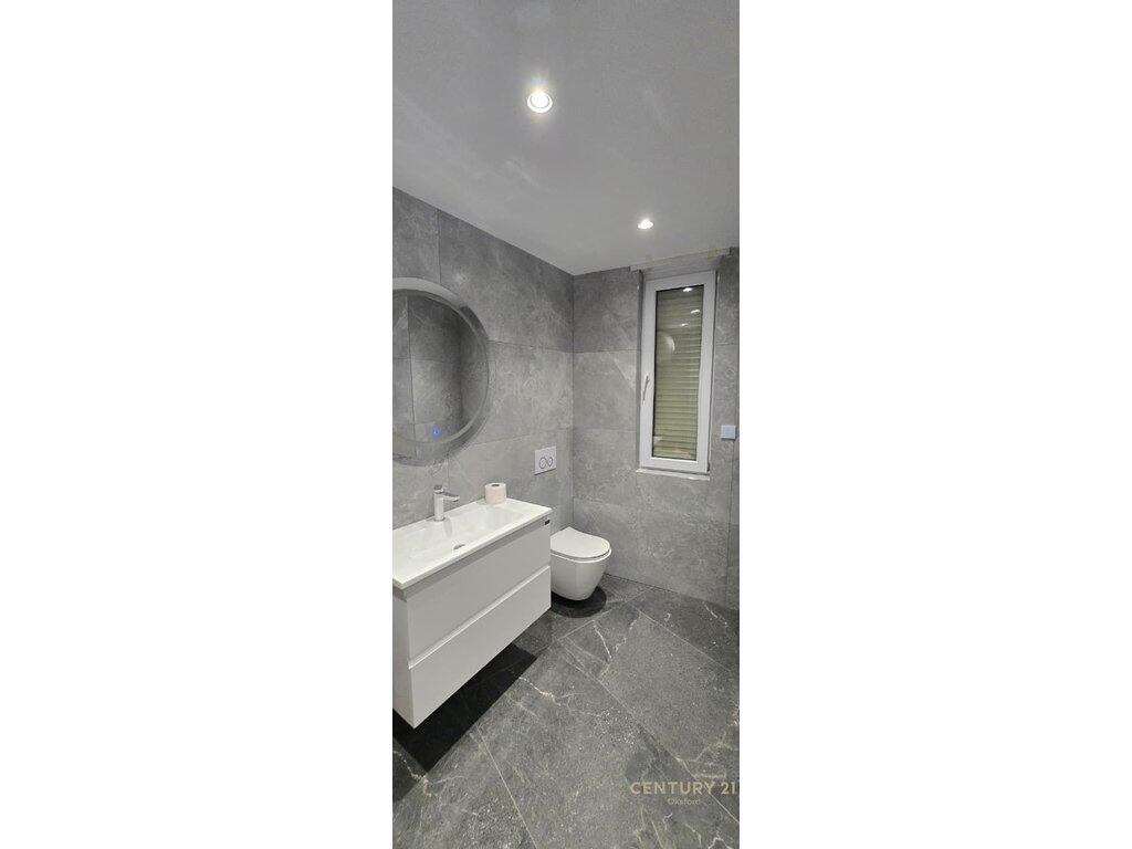 AFFITTASI APPARTAMENTO 2+1+GARAGE A LIQENI I FARKES