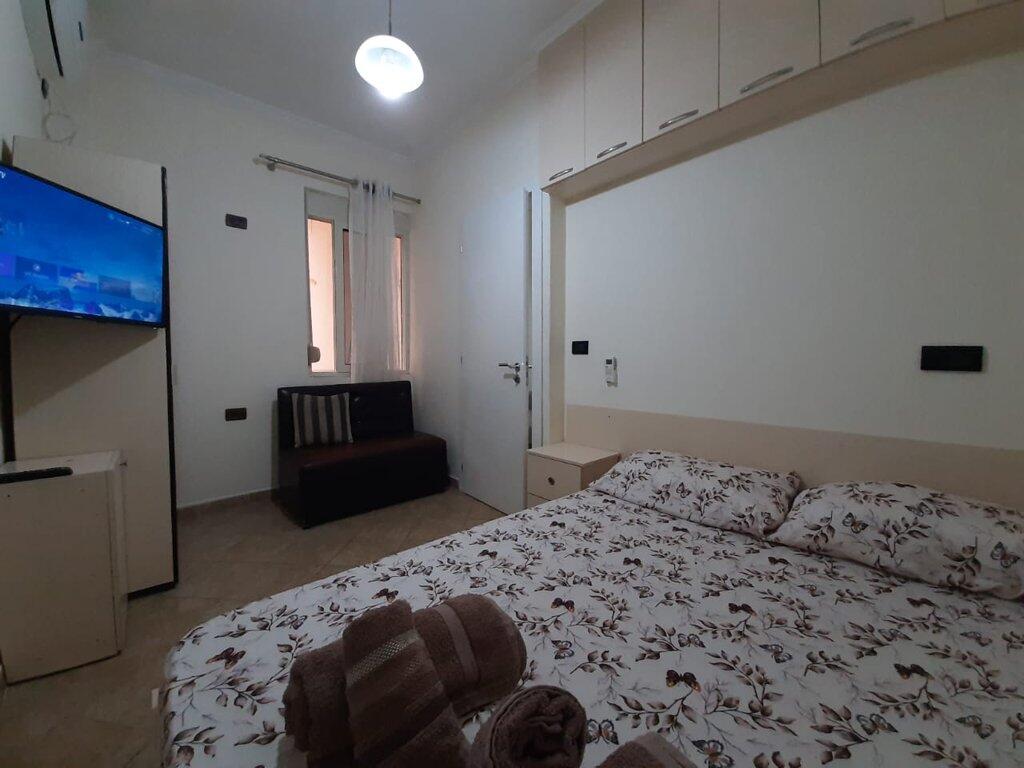 Casa 1+1 in Affitto nella Zona Frigorifer, Tirana - 4.500 Lek 450 € /mese