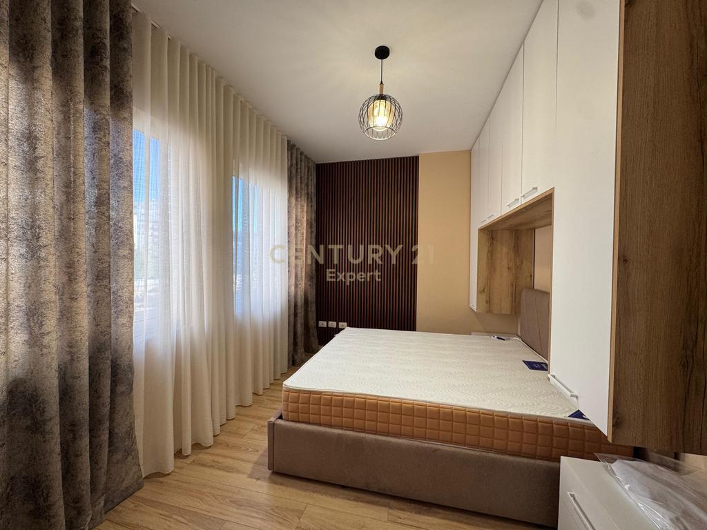 Apartament 1+1 Me Qira në Yzberish, Tiranë!