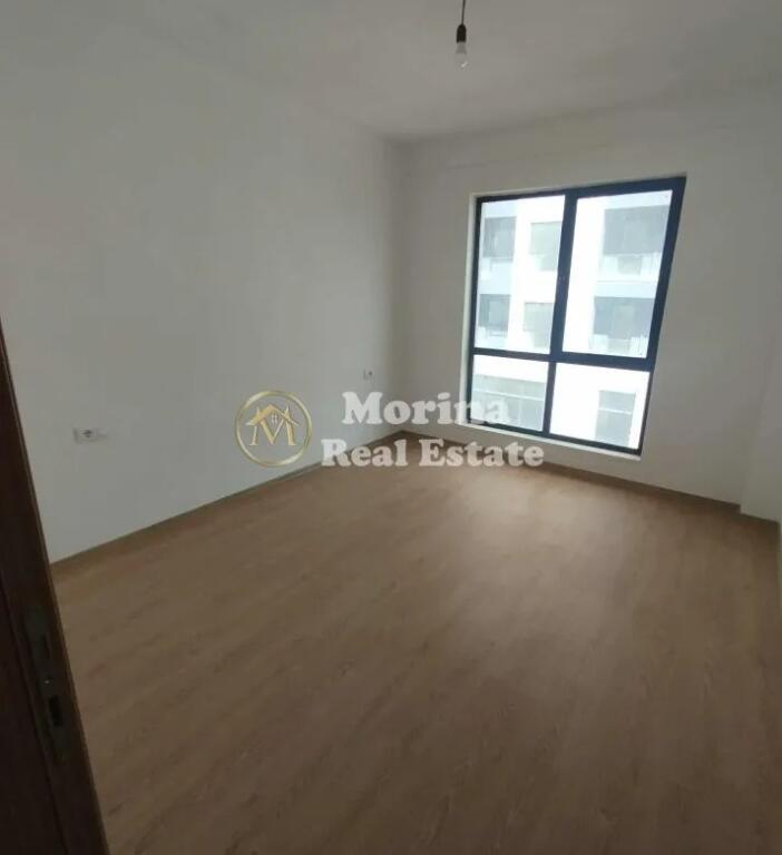 Affitto, Appartamento 3+1+2, 5 Maj, 450 Euro/Mese