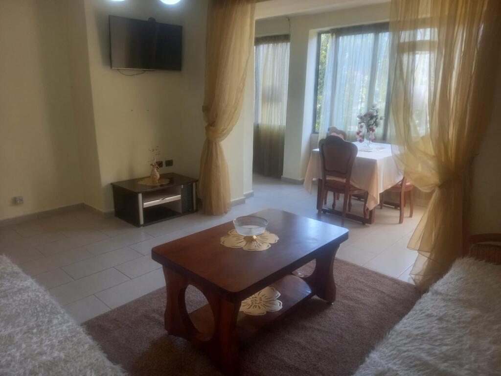 Jepet me qera apart 2+1 te 21 Dhjetori