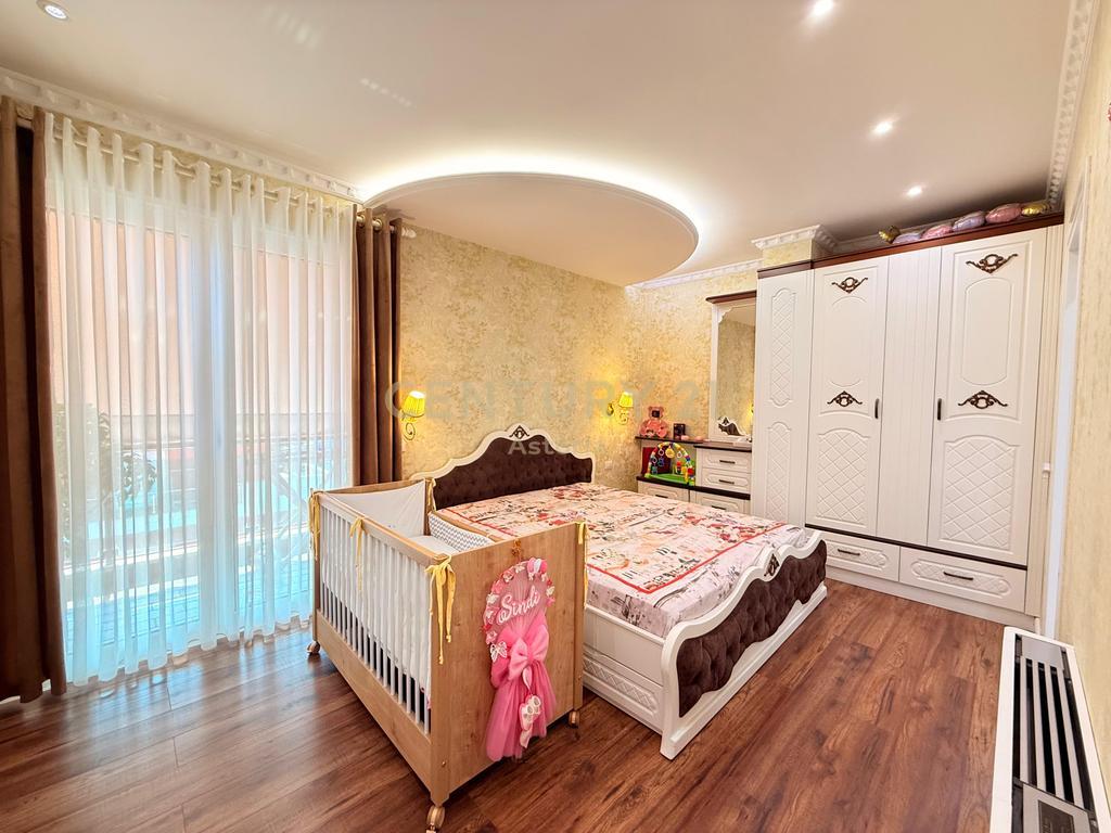 FOR RENT APARTMENT 2+1+2 + PARKING SPACE AT SIMA COM, UNAZA E RE!