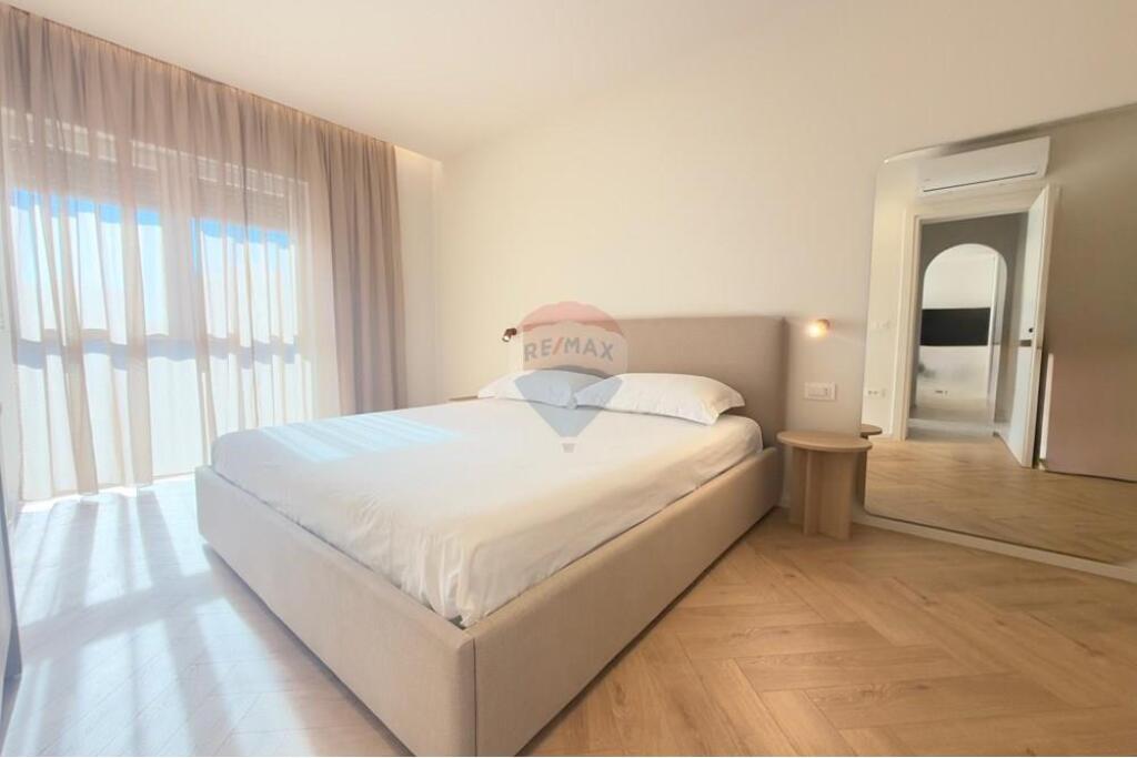 Apartament 2+1 me qira Rr.Qemal Stafa!