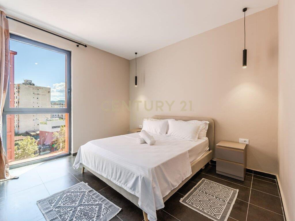 RRUGA E KAVAJËS – APARTAMENT 1+1 ME QIRA, PRANË QENDRËS