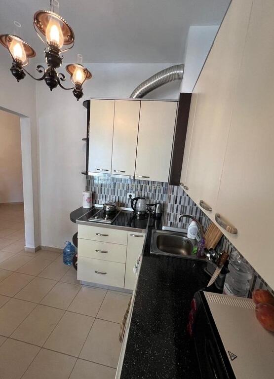Shitet Studio 45.36 m2 totale 38,8 m2 neto tek Mali i Robit Durres