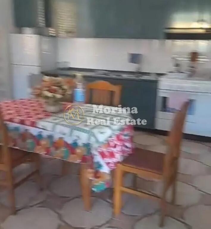 Affitto, Appartamento 1+1+Annesso, a Vore, 400 Euro/Mese