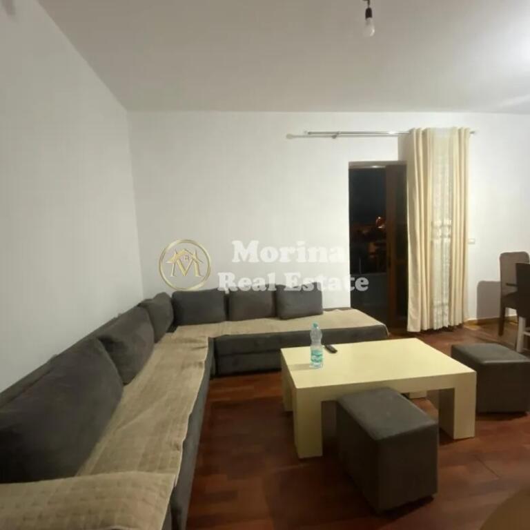 Affitto Ingresso Privato 2+1+2, Via 5 Maji, 550 Euro (Trattabile)