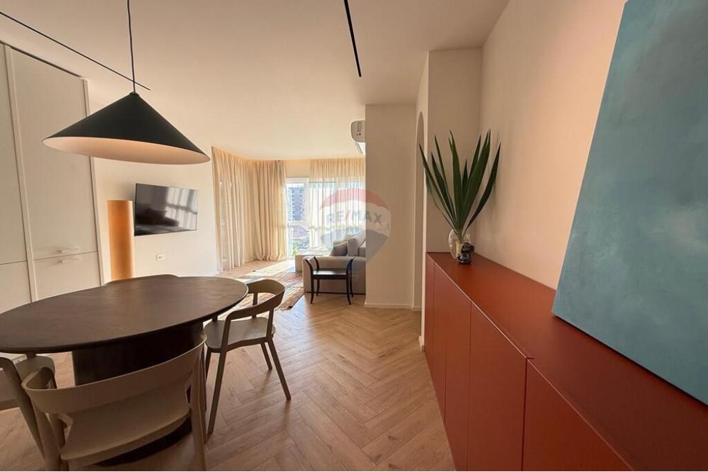 Apartament 2+1 me qira Rr.Qemal Stafa!