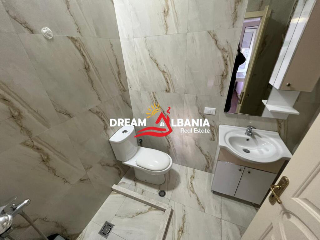 Apartament 2+1 me qera tek Kopshti Botanik ne afersi te Green Market ne Tirane (ID 42214327)