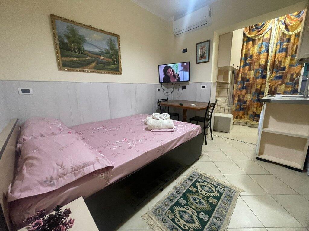 Monolocali in Affitto a Frigoriferi, Tirana 360 € /Mese