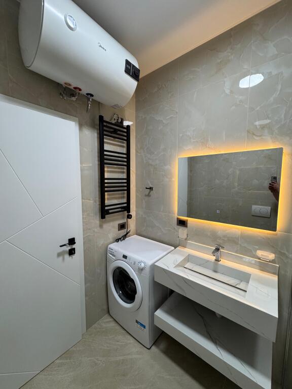 APARTAMENT I RI 1+1 PER QERA TE 21 DHJETORI
