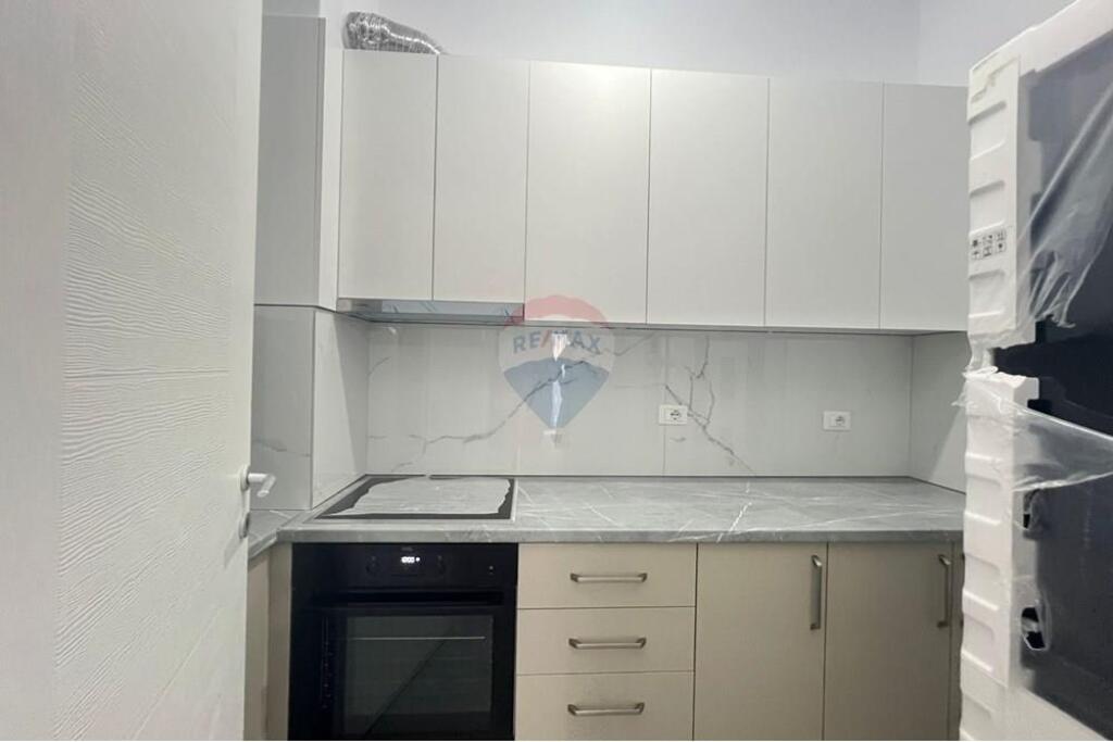 Apartament  2+1+2+ Post Parkimi Rruga e Ullishtes