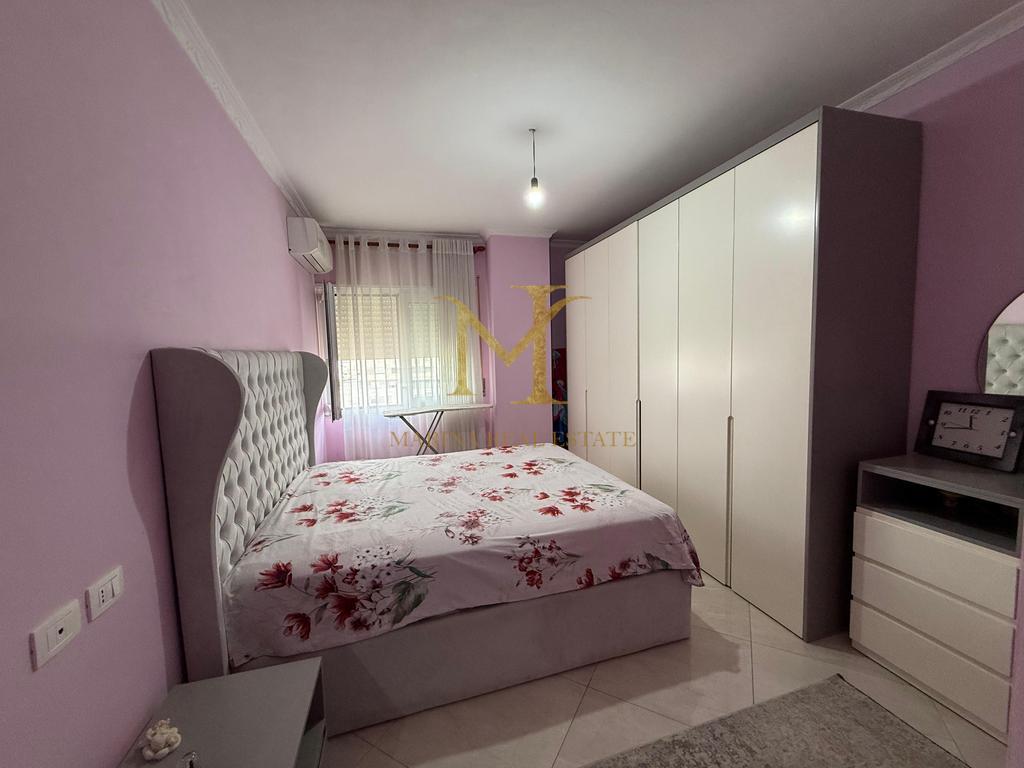 APPARTAMENTO 2+1 IN AFFITTO, VICINO AL CENTRO DI DURRËS !!