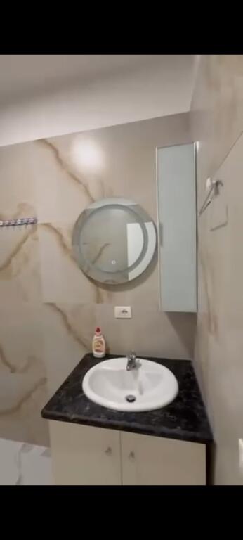 Koshti zoologjik, kompleksi mateo Jepet me qera apartament 1+1+ ballkon