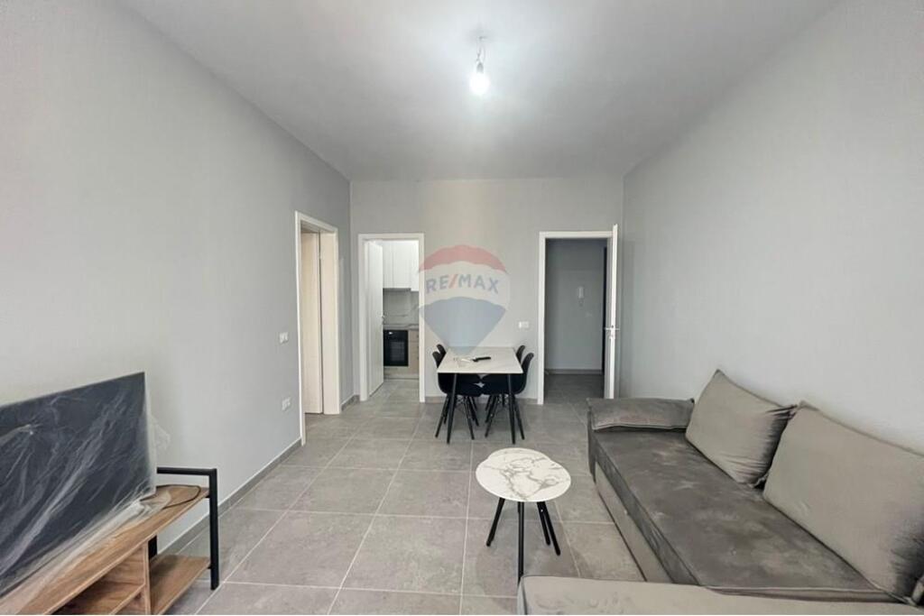 Apartament  2+1+2+ Post Parkimi Rruga e Ullishtes