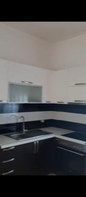 APPARTAMENTO 2+1. 40000 LEKE. VIA SIRI KODRA. HOTEL MERIDIAN