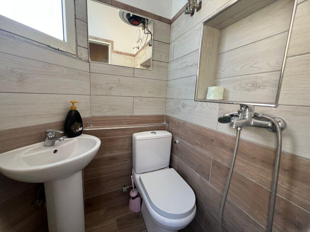Appartamento 1+1 in Affitto a Frigoriferi, Tirana 370 € /Mese
